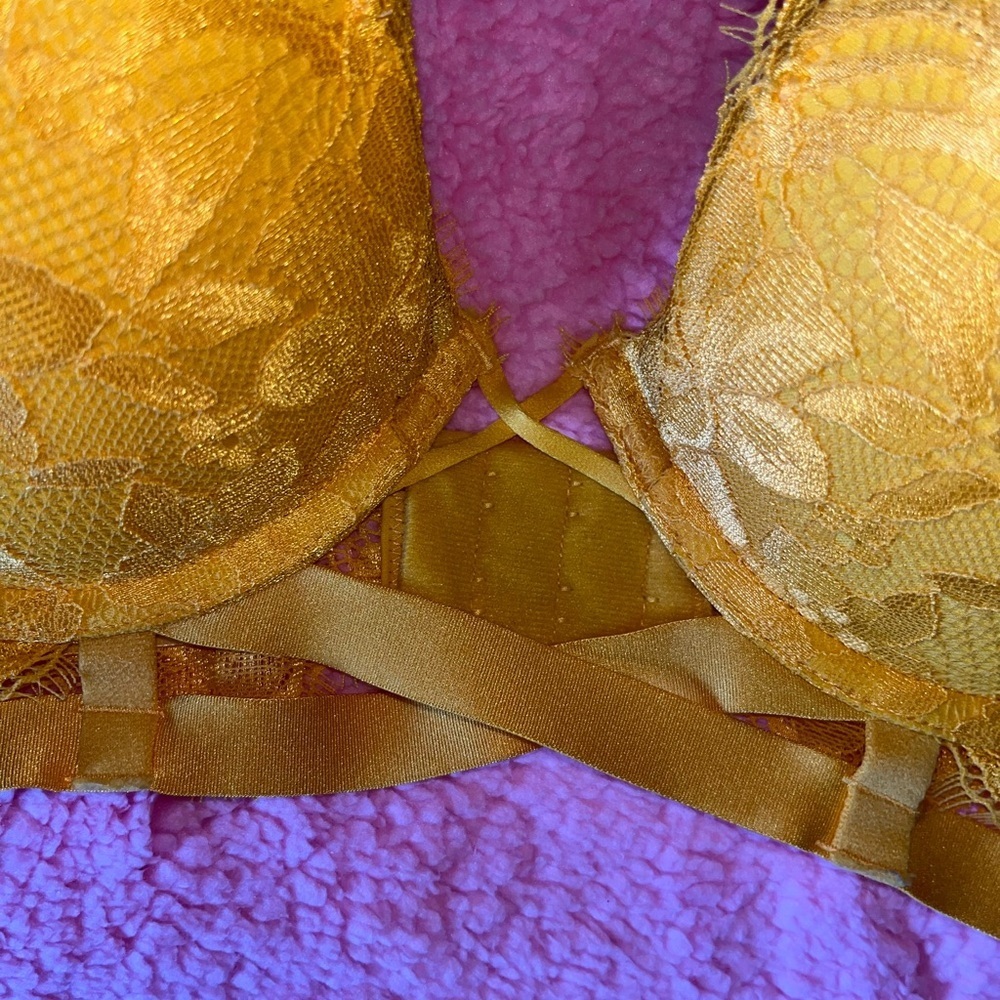 2 for $40 La Senza Beyond Sexy Bra - Picture 4 of 9